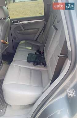 Внедорожник / Кроссовер Porsche Cayenne 2006 в 