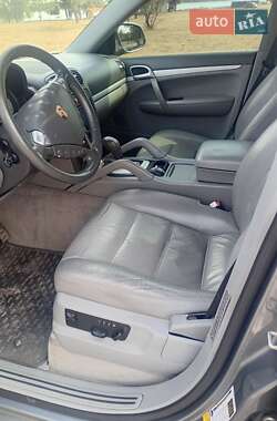 Внедорожник / Кроссовер Porsche Cayenne 2006 в 