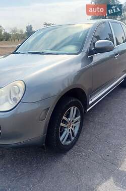 Внедорожник / Кроссовер Porsche Cayenne 2006 в 