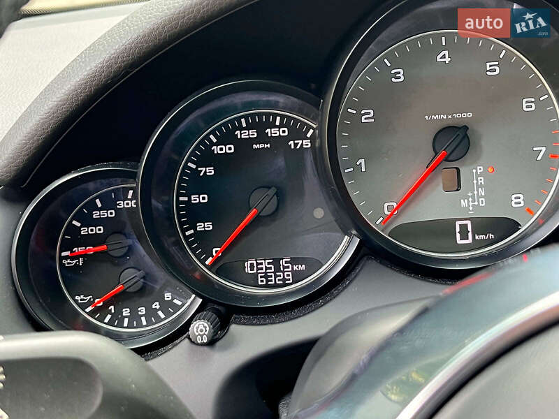 Внедорожник / Кроссовер Porsche Cayenne 2017 в Киеве