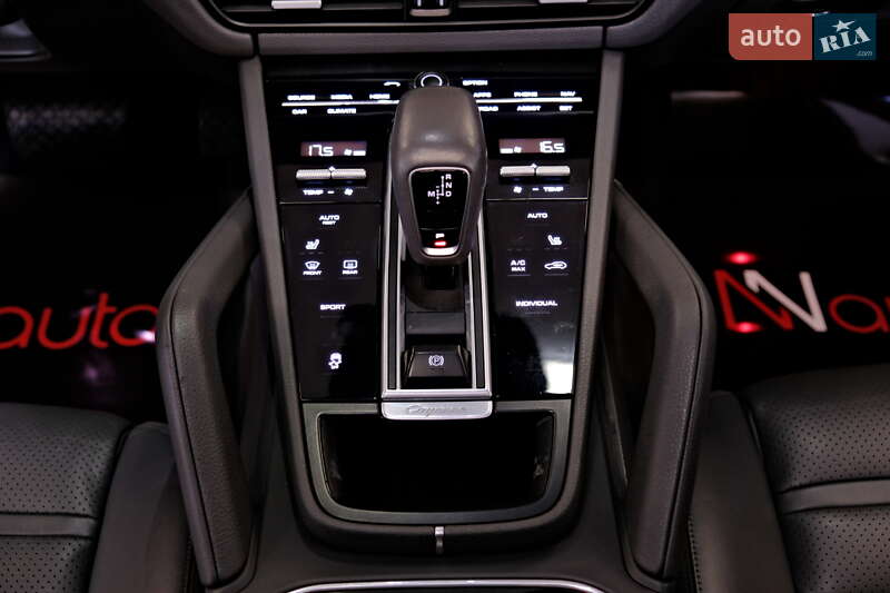 Внедорожник / Кроссовер Porsche Cayenne 2019 в Одессе