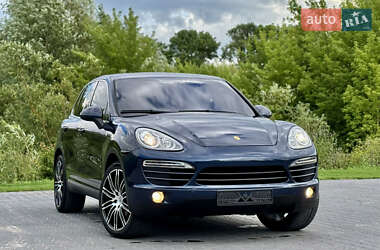 Внедорожник / Кроссовер Porsche Cayenne 2012 в Тернополе