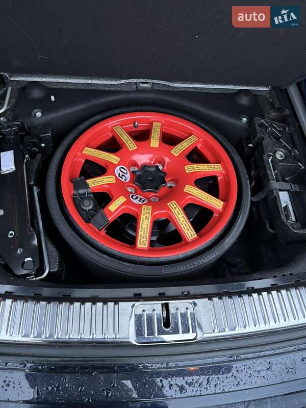 Внедорожник / Кроссовер Porsche Cayenne 2015 в Львове