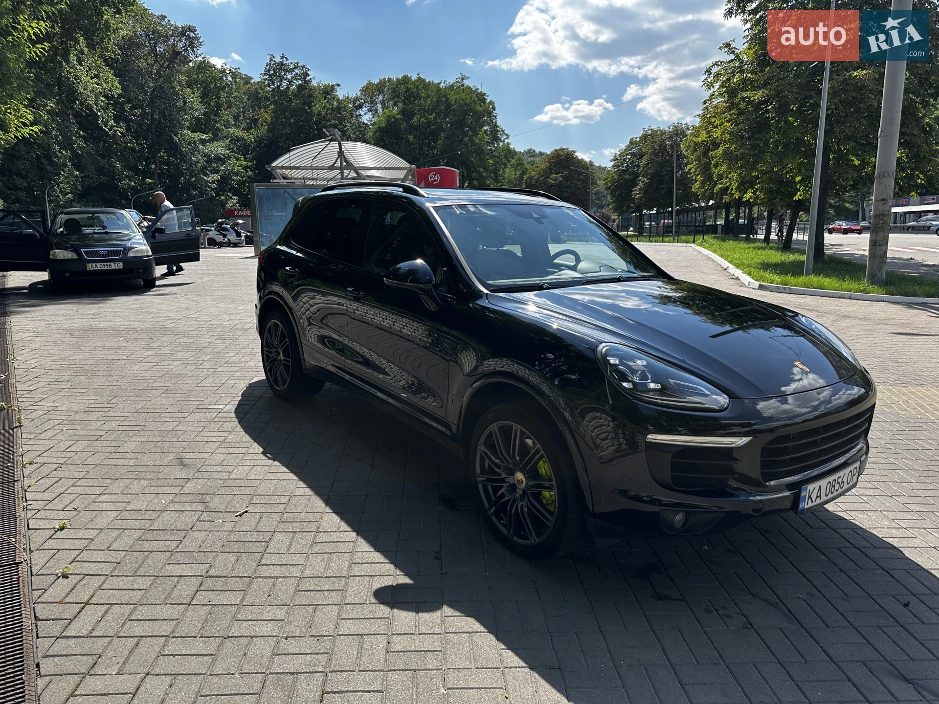 2017 Porsche Cayenne - мініатюра 8