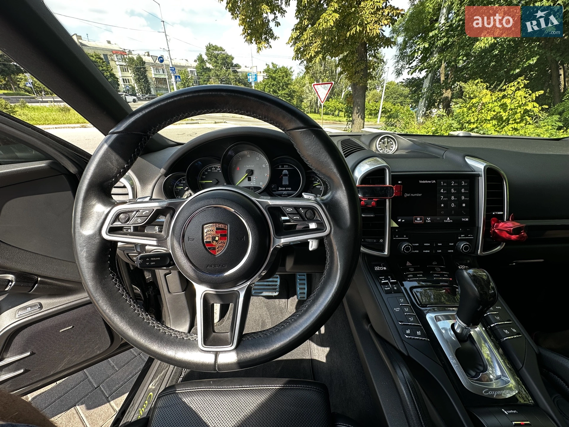 2017 Porsche Cayenne - мініатюра 10