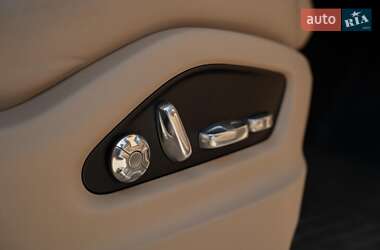 Внедорожник / Кроссовер Porsche Cayenne 2019 в 