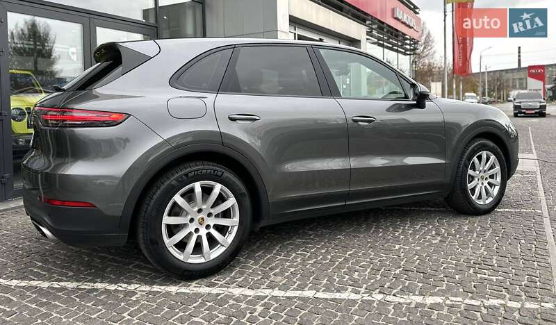 Внедорожник / Кроссовер Porsche Cayenne 2020 в Днепре