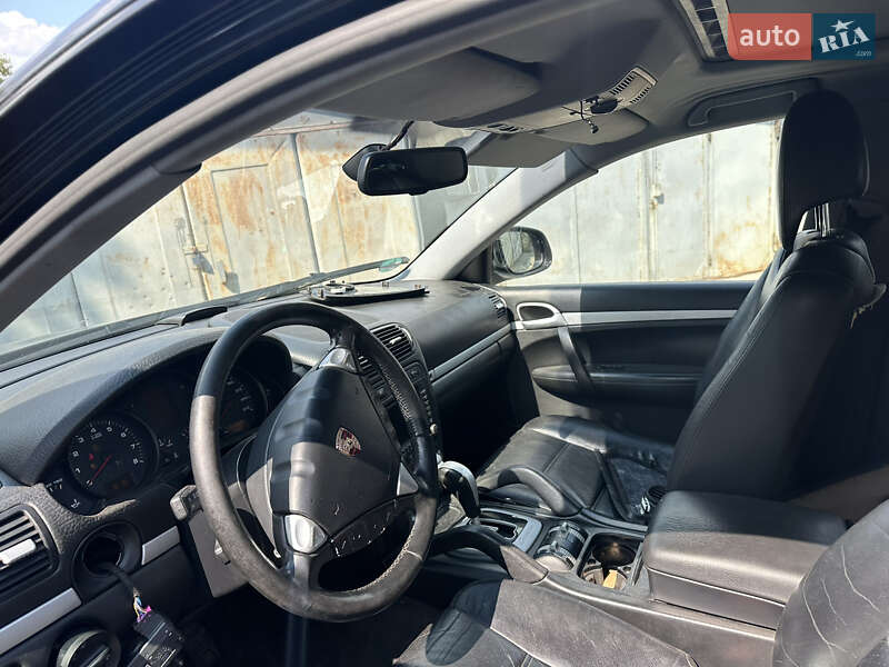 Внедорожник / Кроссовер Porsche Cayenne 2005 в Киеве