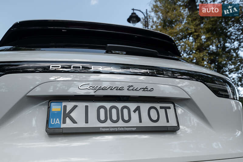 Позашляховик / Кросовер Porsche Cayenne 2018 в Києві