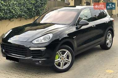 Позашляховик / Кросовер Porsche Cayenne 2015 в Одесі