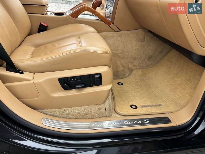 Внедорожник / Кроссовер Porsche Cayenne 2006 в Житомире