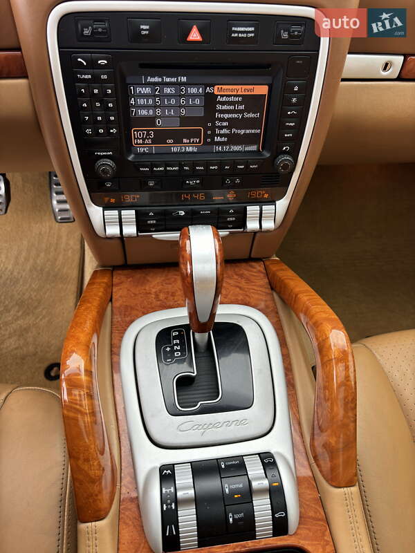 Внедорожник / Кроссовер Porsche Cayenne 2006 в Житомире