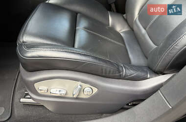 Внедорожник / Кроссовер Porsche Cayenne 2014 в 