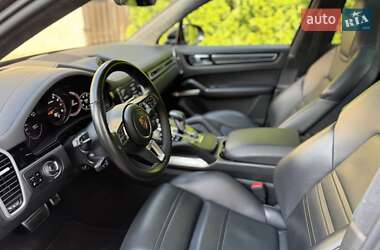 Внедорожник / Кроссовер Porsche Cayenne 2019 в 