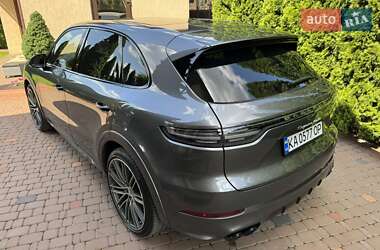 Внедорожник / Кроссовер Porsche Cayenne 2019 в 