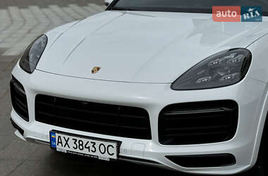 Внедорожник / Кроссовер Porsche Cayenne 2019 в 
