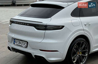 Внедорожник / Кроссовер Porsche Cayenne 2019 в 