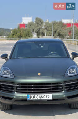 Внедорожник / Кроссовер Porsche Cayenne 2019 в 