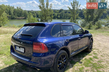 Внедорожник / Кроссовер Porsche Cayenne 2006 в 
