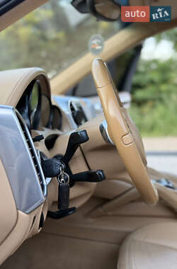 Внедорожник / Кроссовер Porsche Cayenne 2012 в 