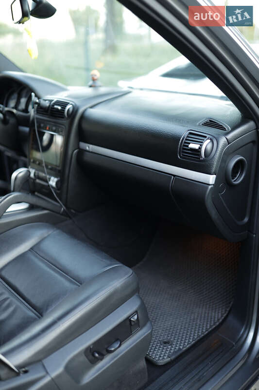 Позашляховик / Кросовер Porsche Cayenne 2007 в Києві