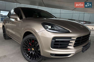 Позашляховик / Кросовер Porsche Cayenne 2018 в Києві