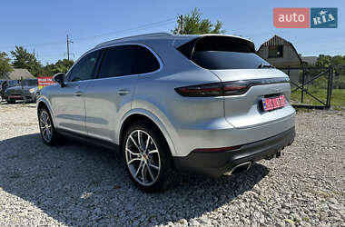 Внедорожник / Кроссовер Porsche Cayenne 2019 в 
