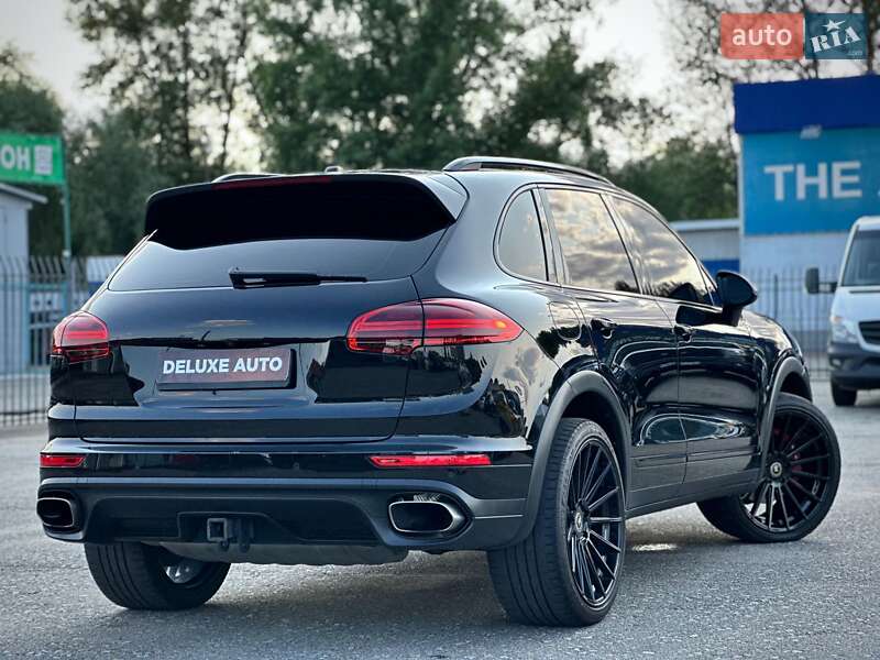 Позашляховик / Кросовер Porsche Cayenne 2017 в Києві