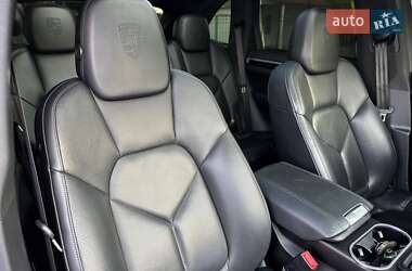 Внедорожник / Кроссовер Porsche Cayenne 2017 в 