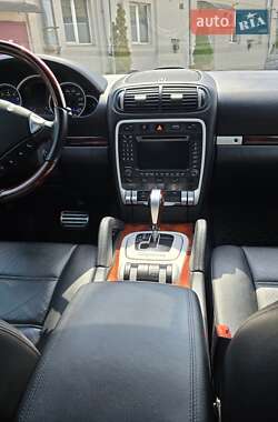 Внедорожник / Кроссовер Porsche Cayenne 2008 в 