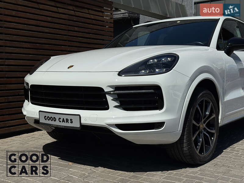 Позашляховик / Кросовер Porsche Cayenne 2018 в Одесі
