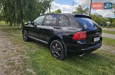 Внедорожник / Кроссовер Porsche Cayenne 2006 в 