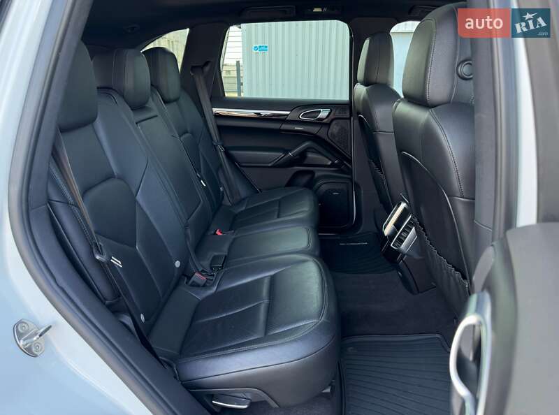 Позашляховик / Кросовер Porsche Cayenne 2014 в Києві фото 12 Позашляховик / Кросовер Porsche Cayenne 2014 в Києві