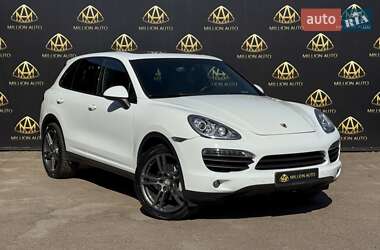 Позашляховик / Кросовер Porsche Cayenne 2014 в Києві