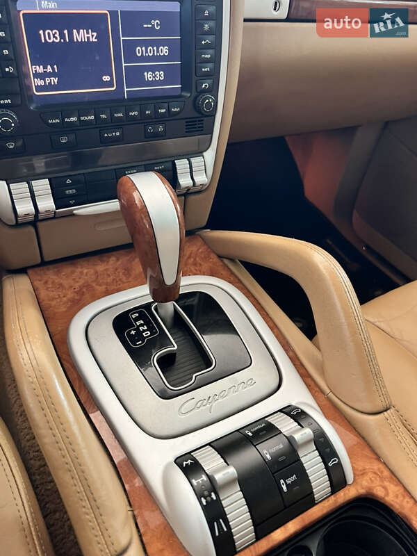 Внедорожник / Кроссовер Porsche Cayenne 2006 в Запорожье