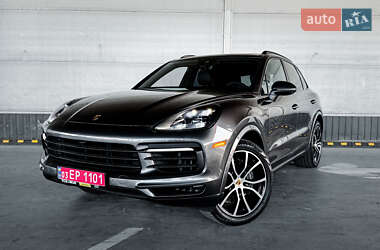 Внедорожник / Кроссовер Porsche Cayenne 2021 в Ровно