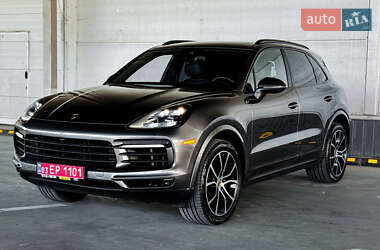 Внедорожник / Кроссовер Porsche Cayenne 2021 в 