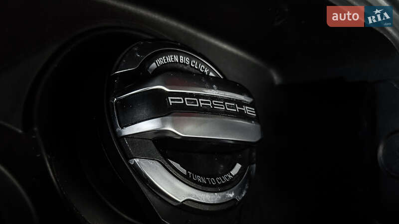 Внедорожник / Кроссовер Porsche Cayenne 2021 в Ровно