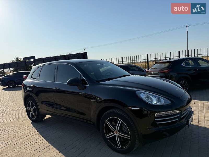 Позашляховик / Кросовер Porsche Cayenne 2013 в Одесі