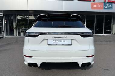Внедорожник / Кроссовер Porsche Cayenne 2021 в 