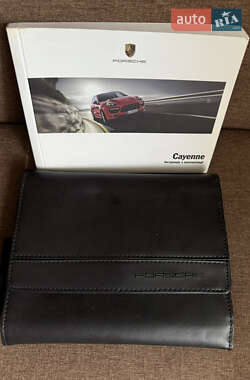 Внедорожник / Кроссовер Porsche Cayenne 2013 в 