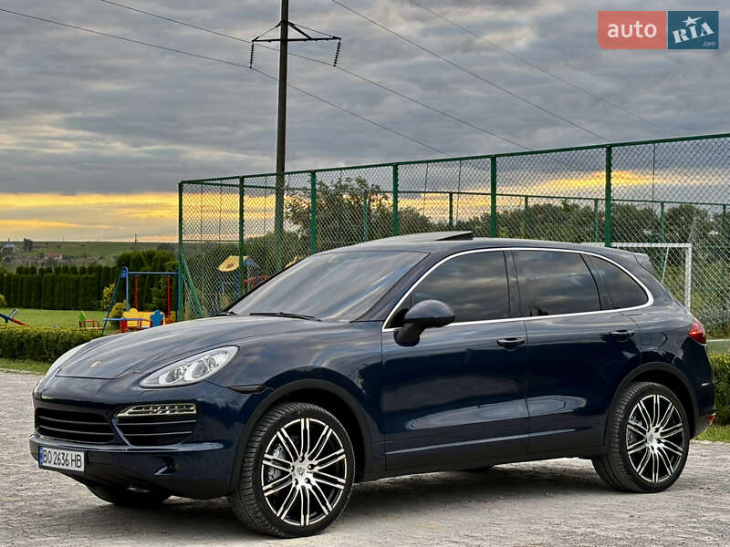 Внедорожник / Кроссовер Porsche Cayenne 2011 в Львове