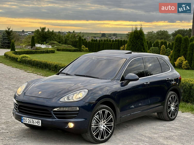 Внедорожник / Кроссовер Porsche Cayenne 2011 в Львове
