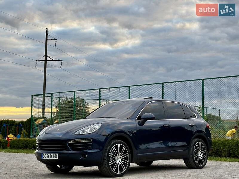 Внедорожник / Кроссовер Porsche Cayenne 2011 в Львове