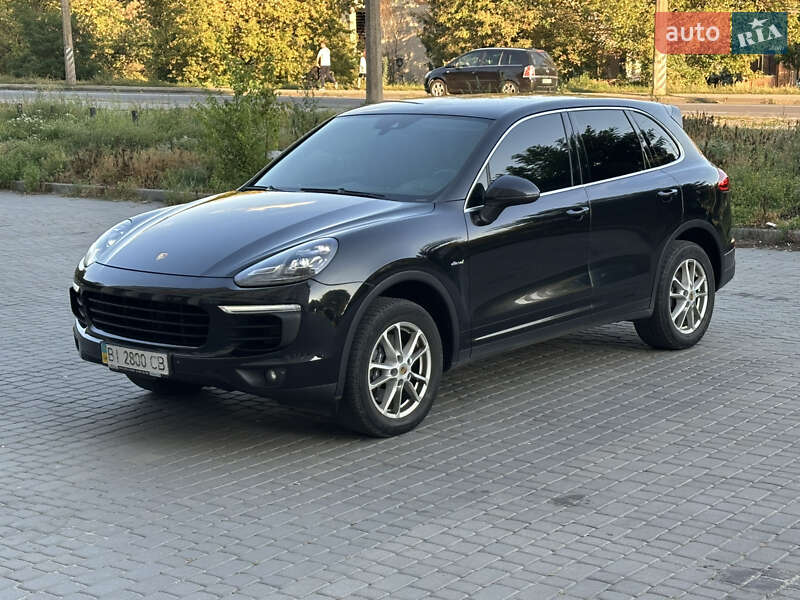 Внедорожник / Кроссовер Porsche Cayenne 2015 в Полтаве фото 2 Внедорожник / Кроссовер Porsche Cayenne 2015 в Полтаве