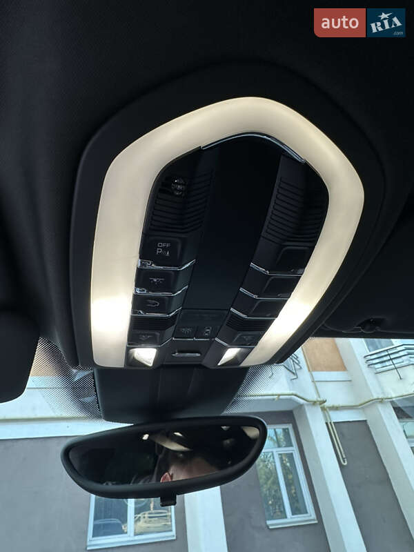 Внедорожник / Кроссовер Porsche Cayenne 2015 в Полтаве фото 19 Внедорожник / Кроссовер Porsche Cayenne 2015 в Полтаве