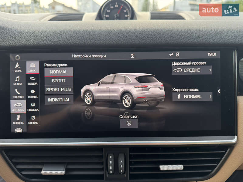 Внедорожник / Кроссовер Porsche Cayenne 2018 в Киеве