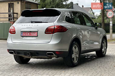 Внедорожник / Кроссовер Porsche Cayenne 2013 в 