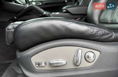 Позашляховик / Кросовер Porsche Cayenne 2012 в 