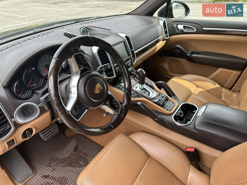 Porsche Cayenne 2015